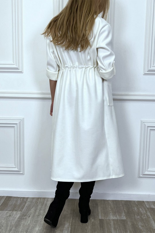 Long white coat fitted at the waist with pockets - 4