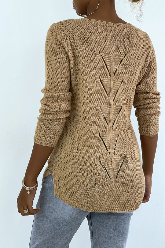 Camel sweater made of wool braided at the back - 3