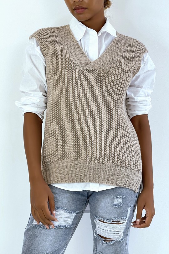 PuSM taupe V-neck sleeveless. Trendy women's sweater - 1