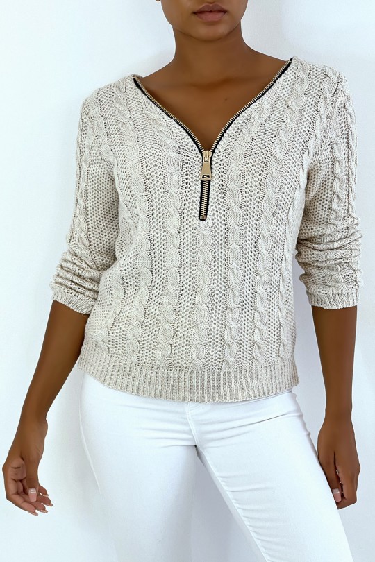 Pull beige en maille torsadée, et col à zip réglable. - 2