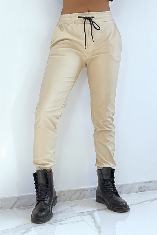 Beige faux leather jogging pants with pockets. Fashionable women's jogging pants - 6