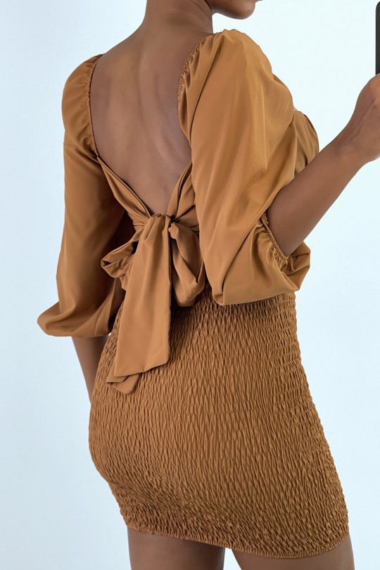 Camel bodycon dress with bow at the back and gathered at the bottom - 5