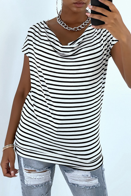 Black and white striped boat neck t-shirt - 3