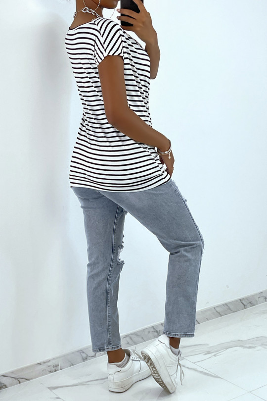 Black and white striped boat neck t-shirt - 4