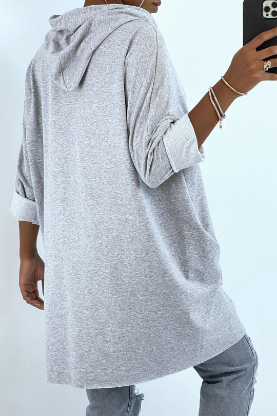 Gray oversized hoodie with writing and heart motif - 3