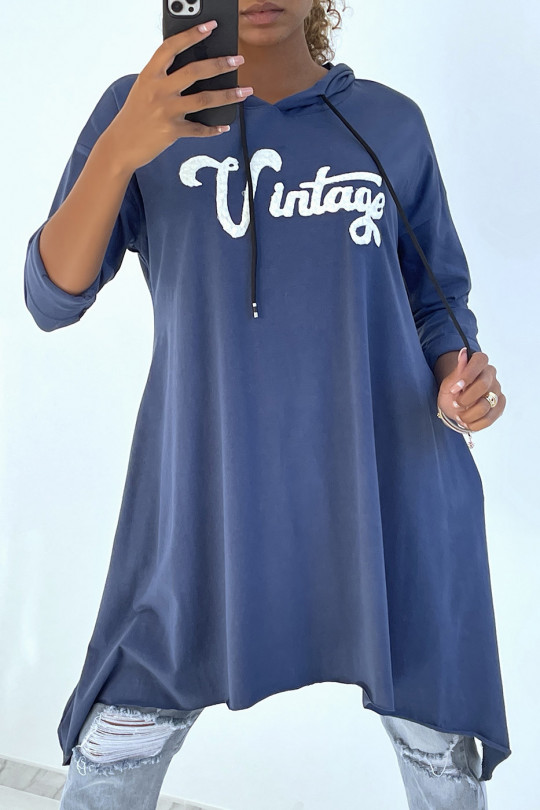 Robe tunique indigo avec écriture vintage et capuche - 3