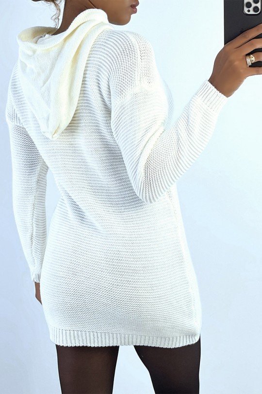 Robe pull blanc à capuche avec lacet pompon - 5