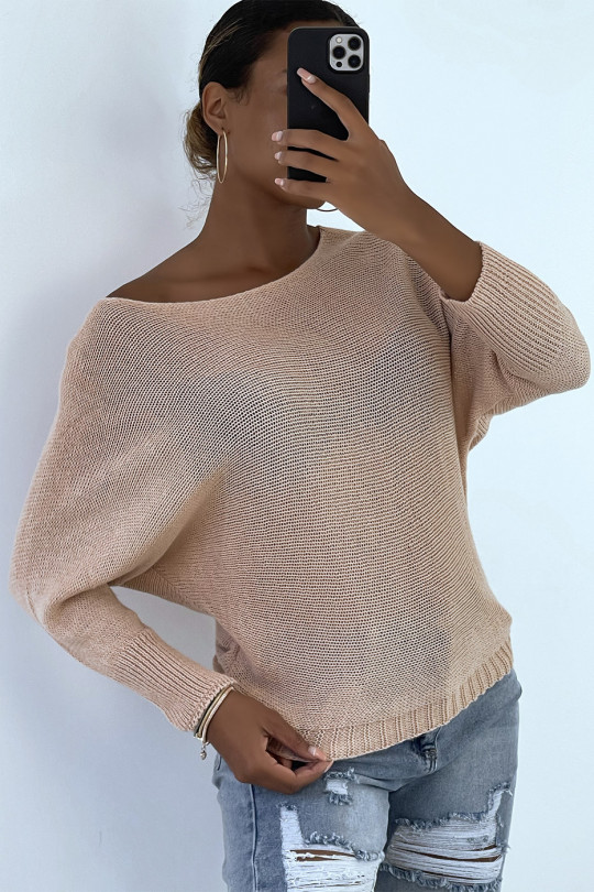 Pink knitted boat neck sweater and bat sleeve. 16300 - 2
