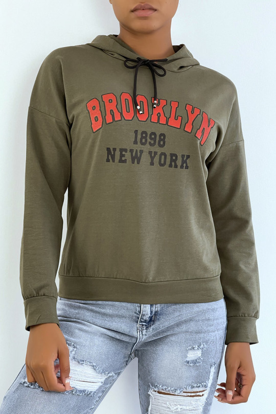 Kaki hoodie met BROOKLYN 898 NEW YORK opschrift - 1