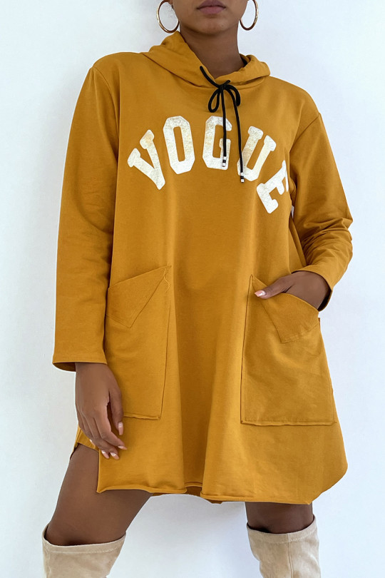 very oversized mustard sweatshirt with shiny VOGUE lettering - 1