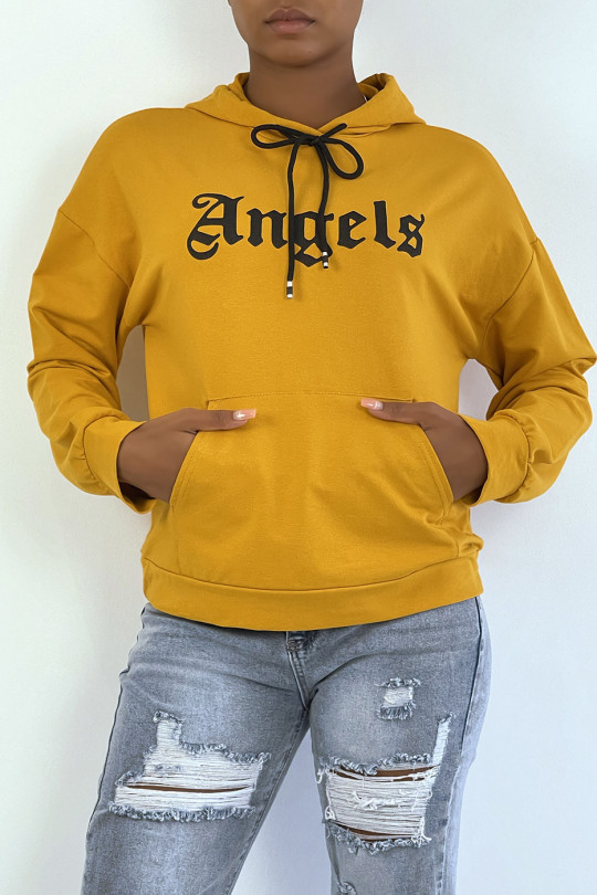 Mosterd hoodie met ANGELS opschrift en zakken - 2