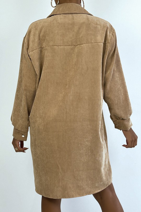 Long over camel velvet shirt with pockets at the bust - 4