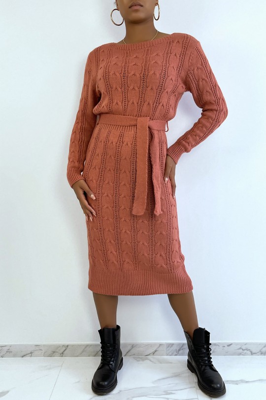 Long braided pink sweater dress with belt - 4