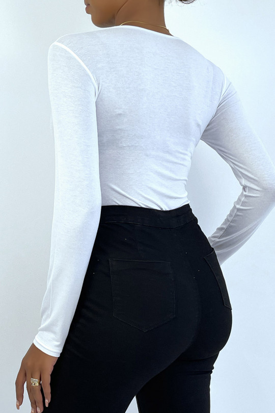 White under sweater with round neck and long sleeves - 4