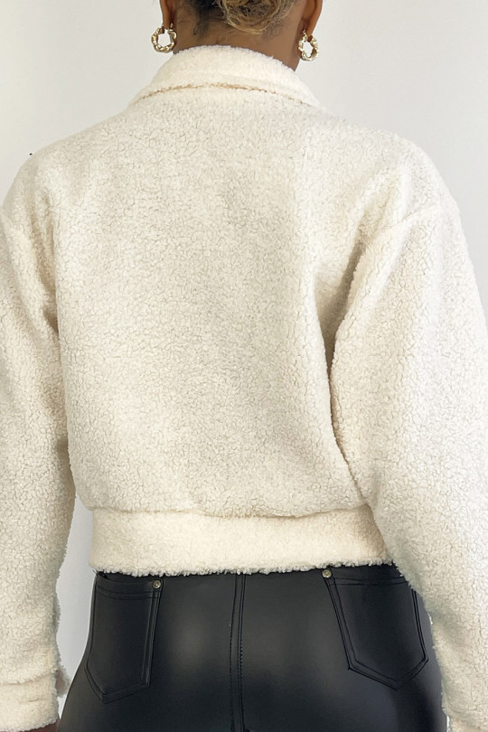Veste blanche très douce en matière peluche avec poches au buste - 4