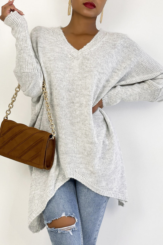 Very loose oversized gray sweater in a beautiful warm material - 2
