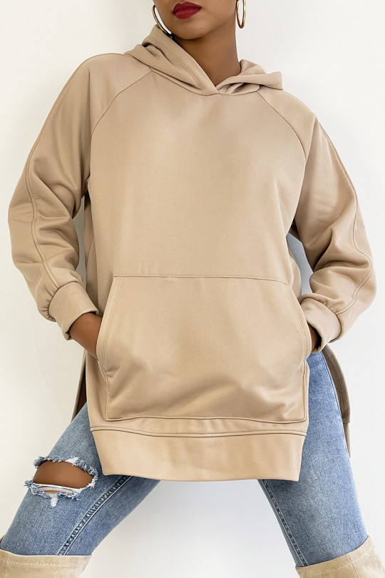 Thick, fleece hooded sweatshirt with slit in camel - 2