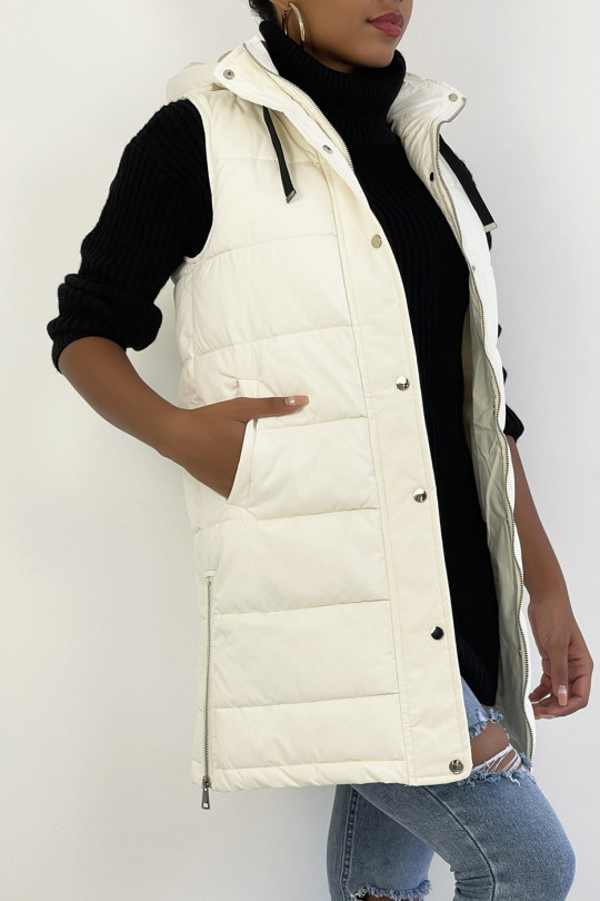 Thick white sleeveless down jacket with hood and pockets - 2