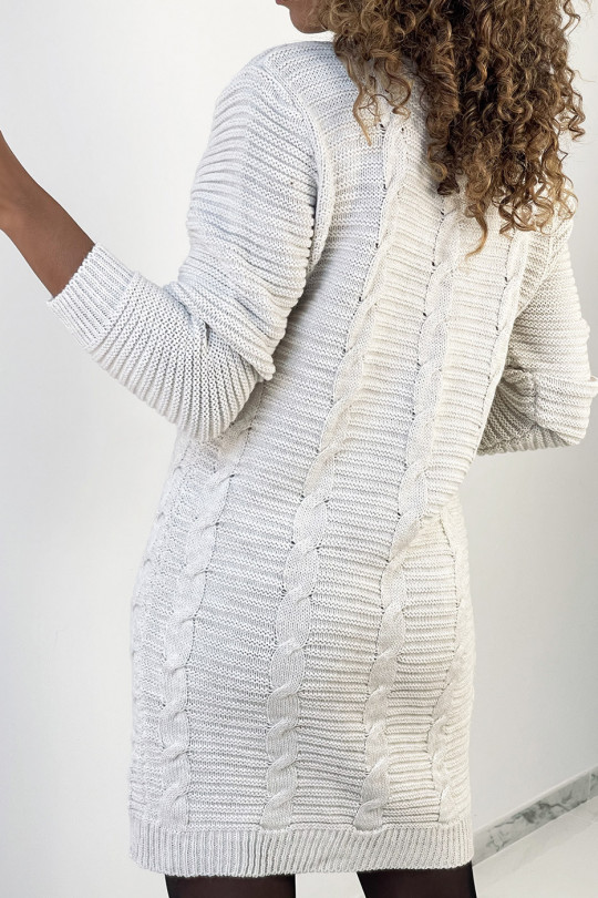 Robe pull droite mi-longue grise avec motif à tresse et col rond - 4 Robe pull droite mi-longue grise avec motif à tresse et col rond - 4