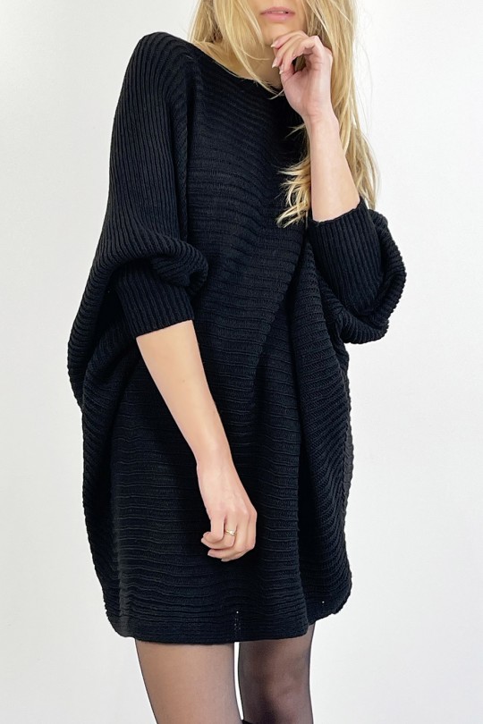 Loose black mid-length round neck sweater dress - 2