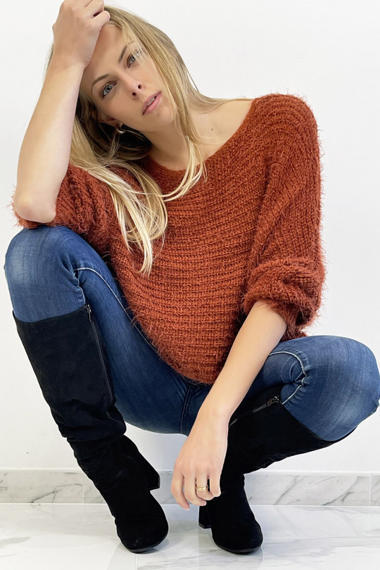 Cognac round neck sweater with very soft knit effect, combines style and simplicity - 4