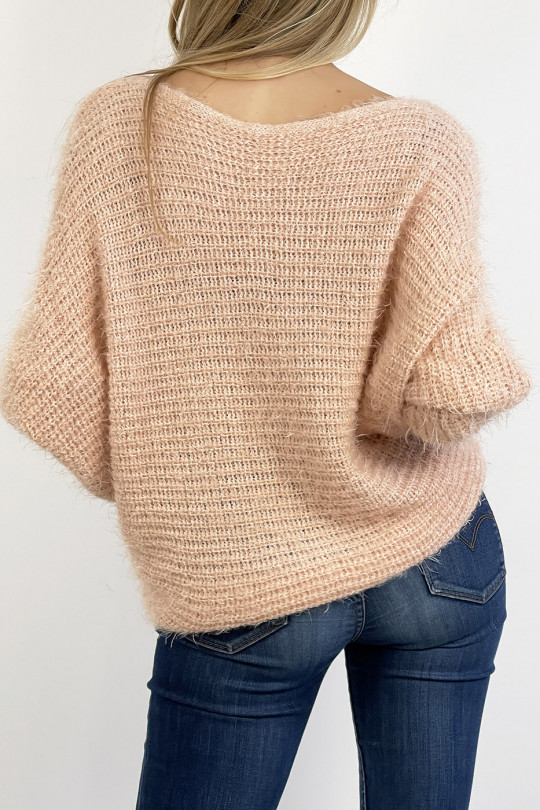 Pink sweater round neck very soft knit effect, combines style and simplicity - 3