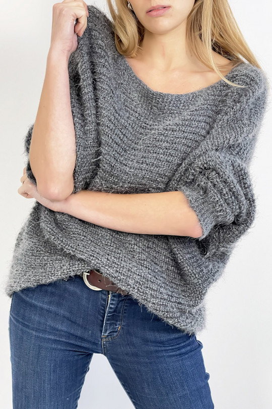 Charcoal gray sweater with round neck, very soft knit effect, combines style and simplicity - 9