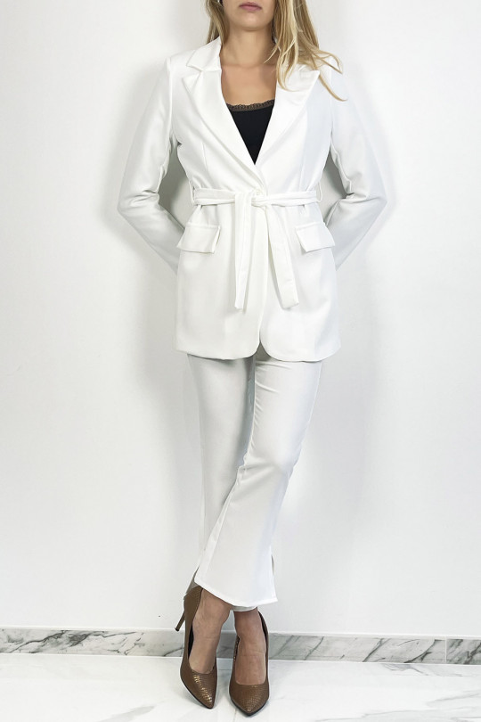 Chic and trendy white suit set with a straight cut, elephant leg pants and belt at the waist - 8
