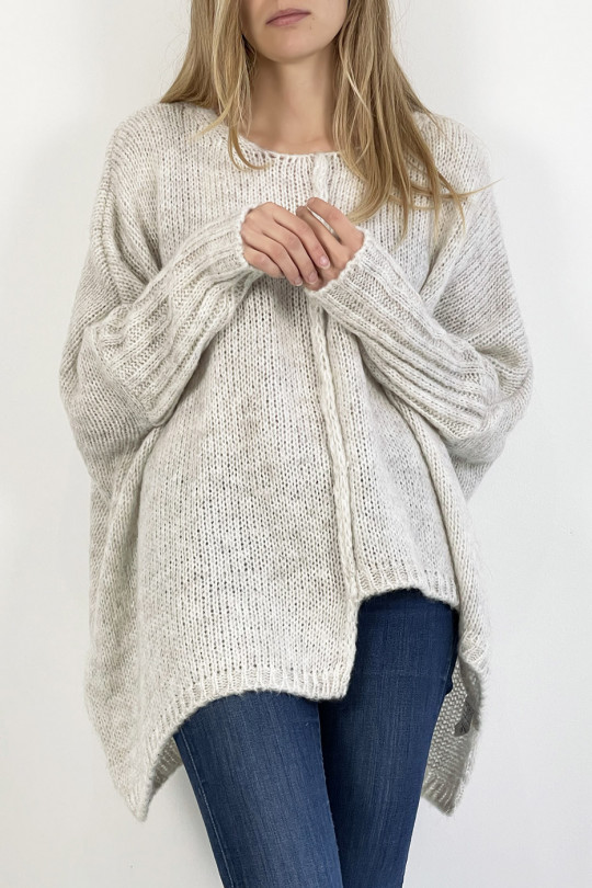 Long loose beige knit effect sweater with braid detail in the center - 1