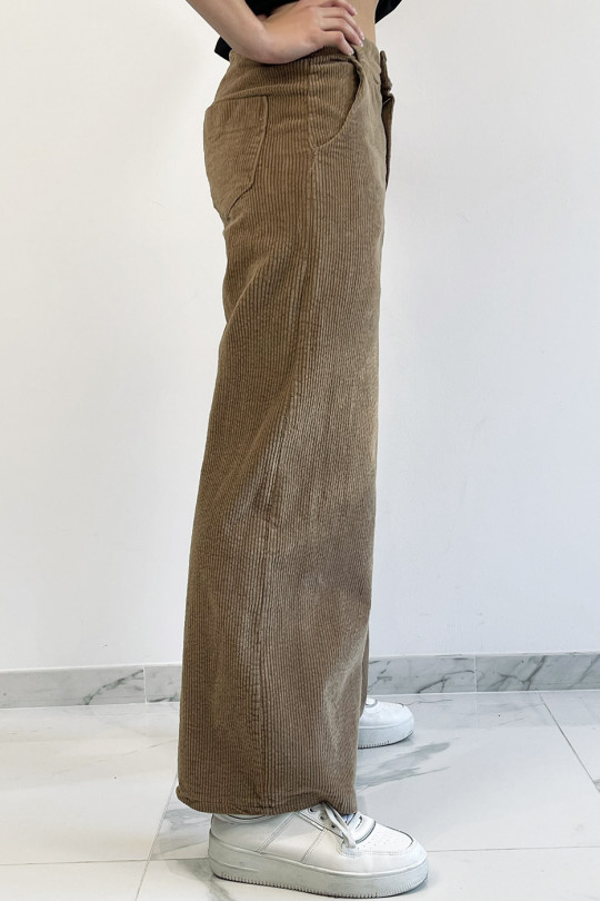 Camel fluwelen palazzo broek met zakken. Mode vrouw broek - 4