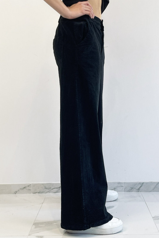 Zwart fluwelen palazzo broek met zakken. Mode vrouw broek - 3