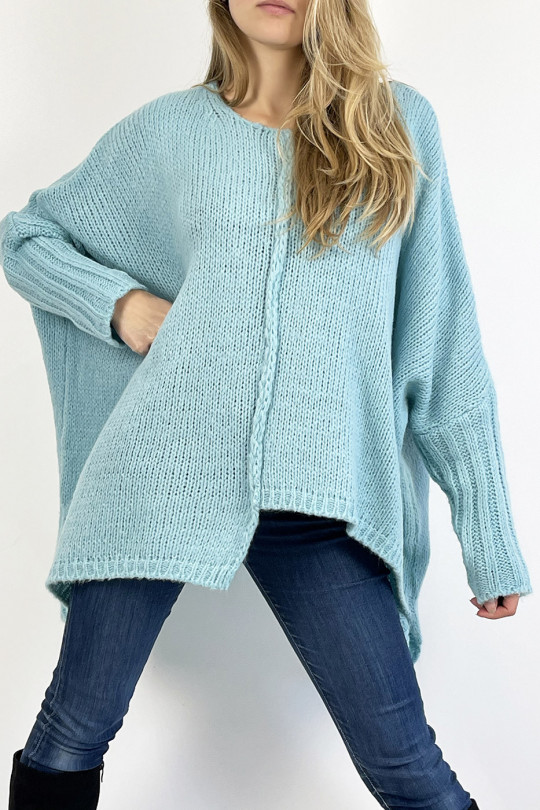 Long loose turquoise blue knit-effect sweater with braid detail in the center - 2