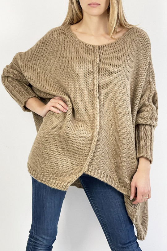 Long loose camel mesh-effect sweater with braid detail in the center - 4