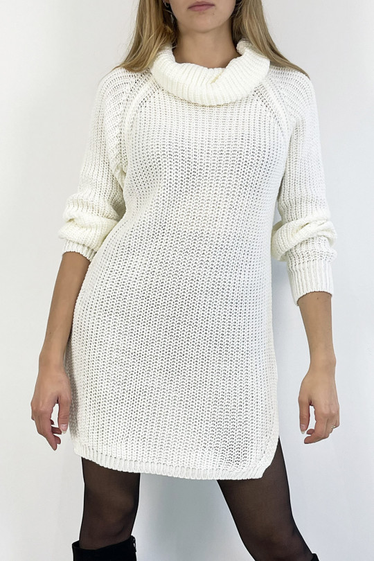 White sweater dress turtleneck straight cut mesh effect slightly split on the sides - 2