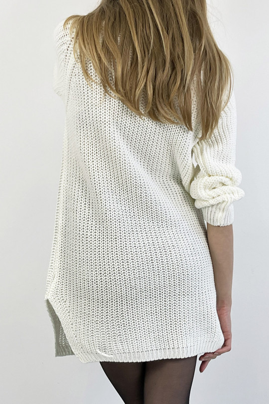 White sweater dress turtleneck straight cut mesh effect slightly split on the sides - 3