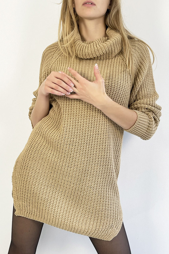 Camel turtleneck sweater dress with straight cut mesh effect slightly split on the sides - 2