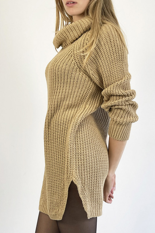 Camel turtleneck sweater dress with straight cut mesh effect slightly split on the sides - 4
