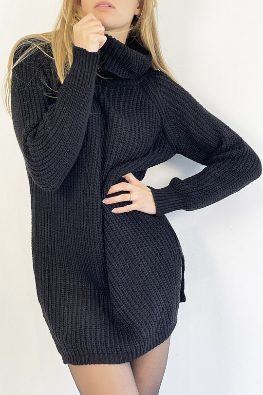 Black turtleneck sweater dress with straight cut mesh effect slightly split on the sides - 3
