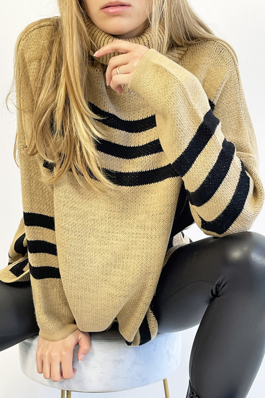 Camel turtleneck sweater with a geometric shape pattern that restructures the silhouette - 7