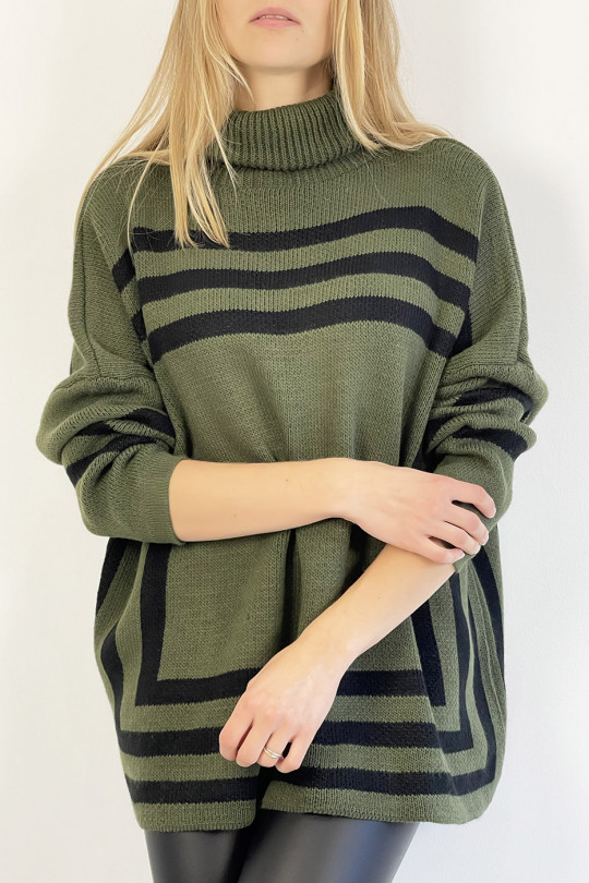 Khaki turtleneck sweater with a geometric shape pattern that restructures the silhouette - 5