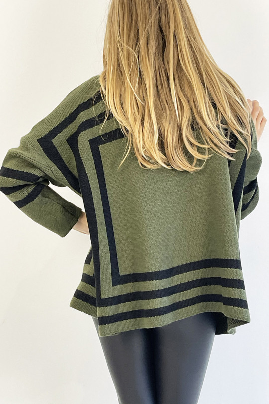 Khaki turtleneck sweater with a geometric shape pattern that restructures the silhouette - 8