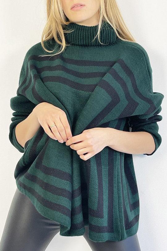 Green turtleneck sweater with a geometric shape pattern that restructures the silhouette - 6