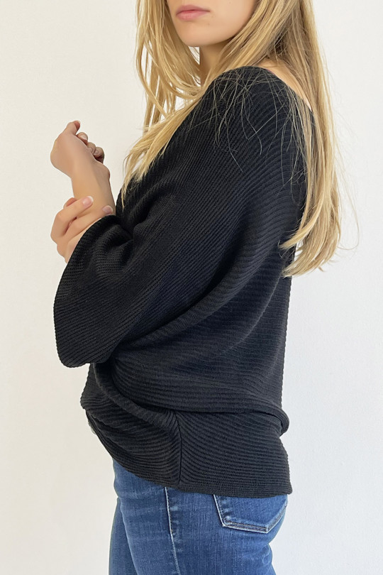 Long loose-fitting sweater in black with linear pattern mesh effect and wide bat-effect sleeve - 4