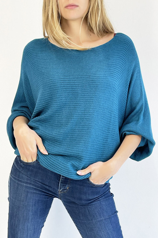 Long loose-fitting sweater in azure blue mesh effect with linear pattern and wide bat-effect sleeve - 2