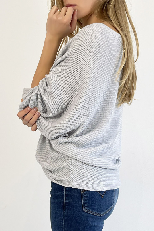 Long loose-fitting sweater in gray with linear pattern mesh effect and wide bat-effect sleeve - 3