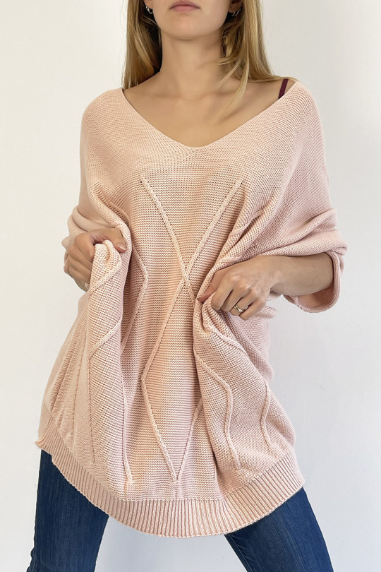 Pull rose long col V ample effet maille avec détail tricot de ligne en relief qui restructure la silhouette - 5