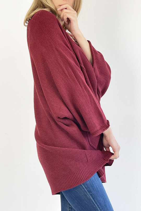 Long burgundy V-neck loose-fitting knit effect sweater with raised line knit detail that restructures the silhouette - 4