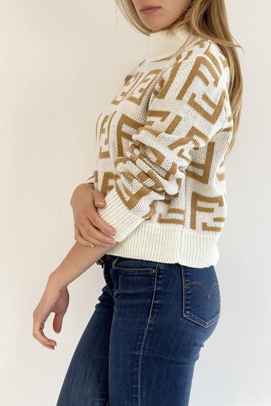 Soft white cropped sweater with high neck and mirror F pattern in super trendy camel straight cut - 3