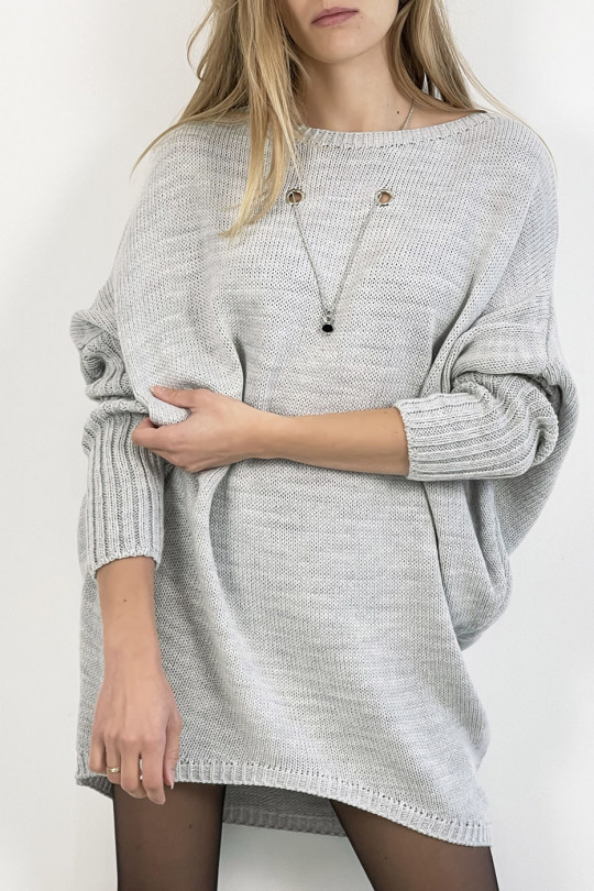 Gray sweater dress round neck mesh effect with pearl necklace encrusted in the center of the sweater and bat sleeve - 6