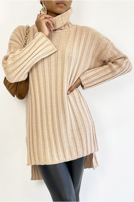 Pink chunky turtleneck sweater with asymmetric length - 2